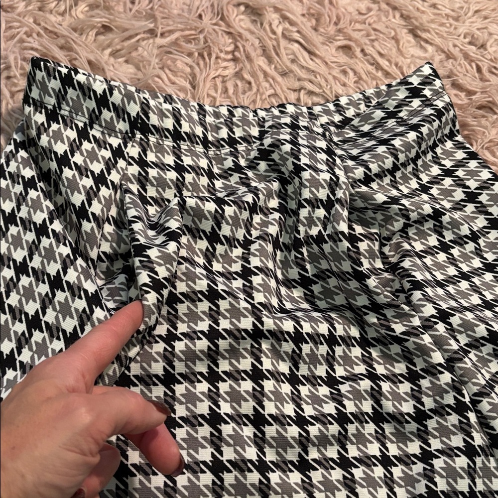 Jolie & Joy (Nordstrom) Houndstooth Mini Skater Skirt - Picture 9 of 9